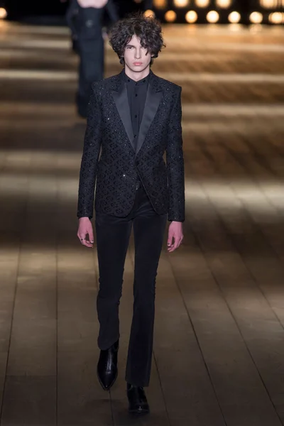 Look 51